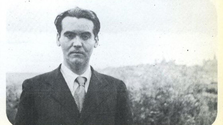 Tradução de  poema "Sorpresa", de Federic García Lorca(1998-1936)