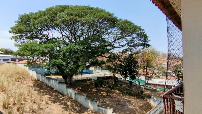 Rua Benedito Valadares, vista parcial