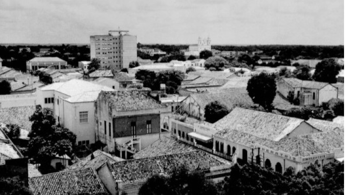 Centro de Teresina em registo do IBGE, em 1957