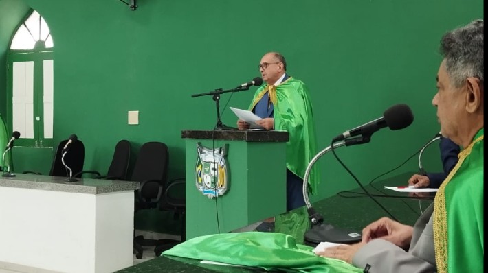 DISCURSO DE RECEPÇÃO A DOMINGOS JOSÉ NA ALVAL