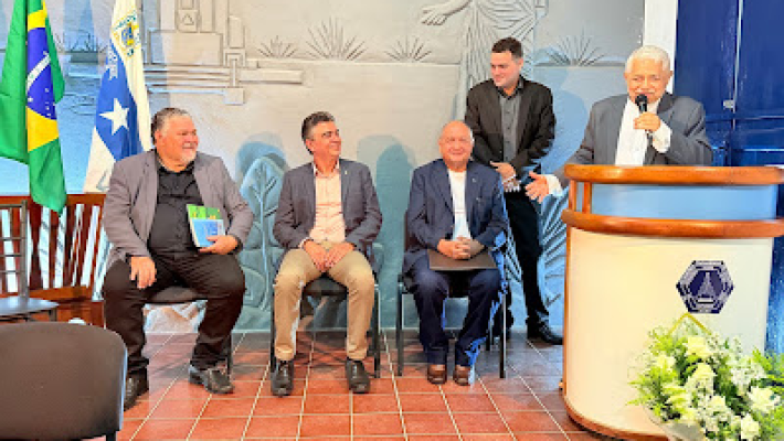 APRESENTAÇÃO DE O NÁUFRAGO, de Edilson Sousa Jr.