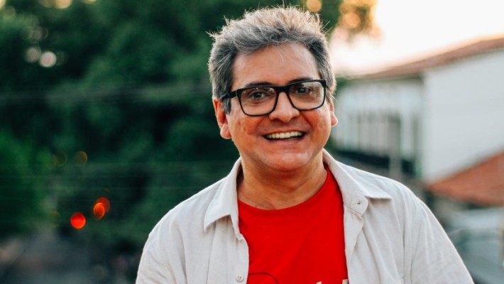 JOÃO CLÁUDIO MORENO                                                                                                                foto José Ailson (Um Zé)