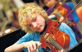 Violinista de oito anos